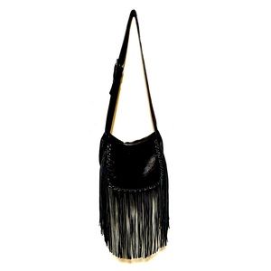 Large fringe black bag with black chain detail!